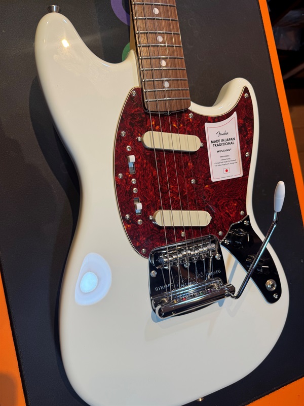 Fender Made in Japan Traditional '60s Mustangの画像